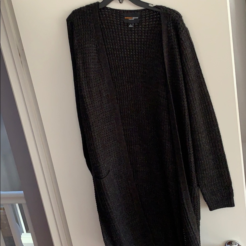 Black sweater duster